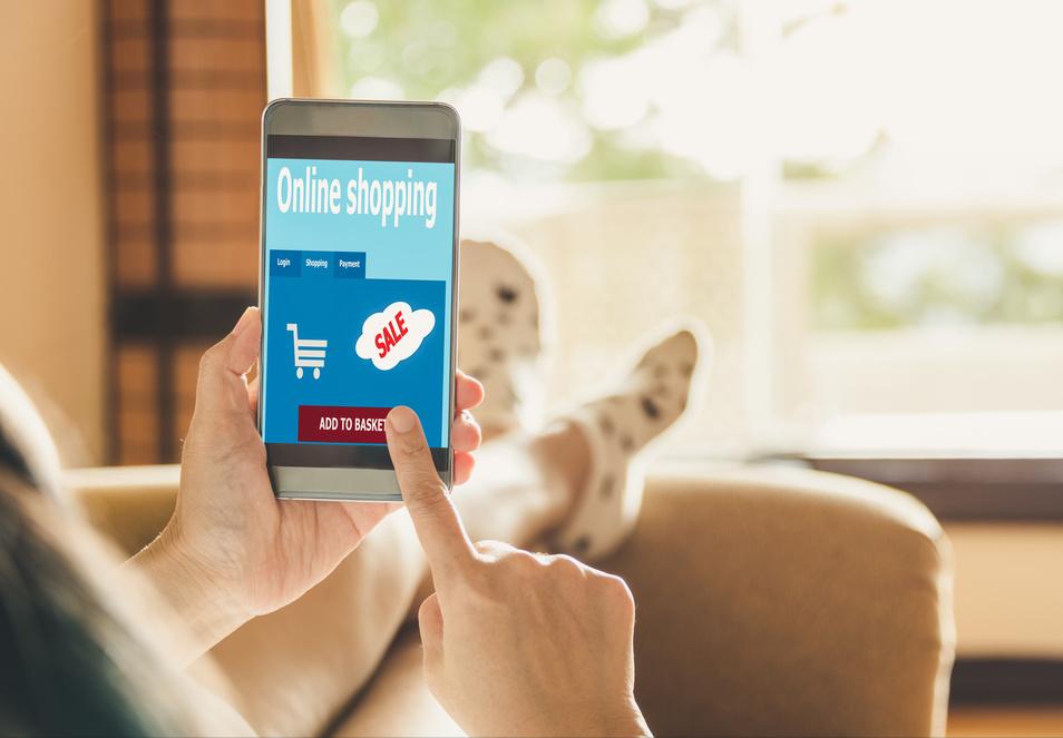 拼多多和淘宝京东上购物哪家划算,为什么拼多多跨境商品比淘宝便宜