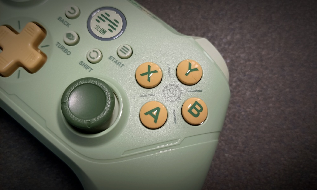 全新升级的操控体验,运动化外观一流操控体验