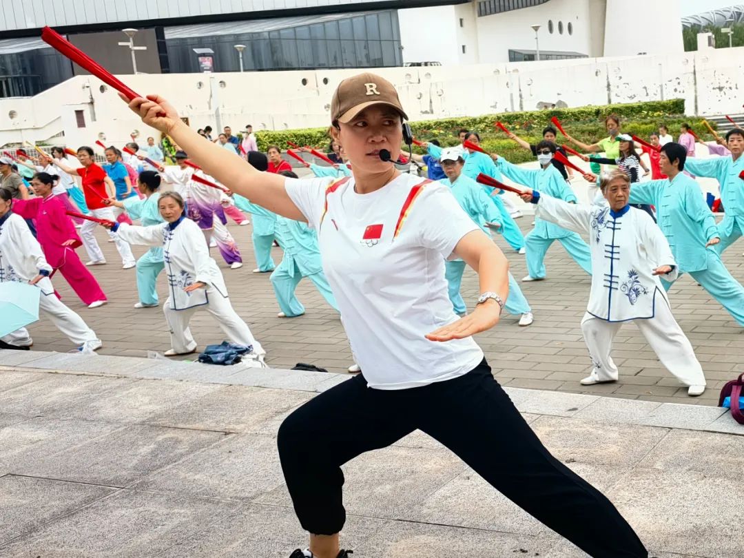 太极功夫扇全民健身,太极全民健身大会