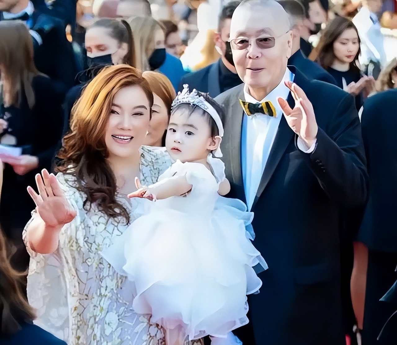 刘诗昆与孙颖及小孩合影,刘诗昆孙颖感情经历