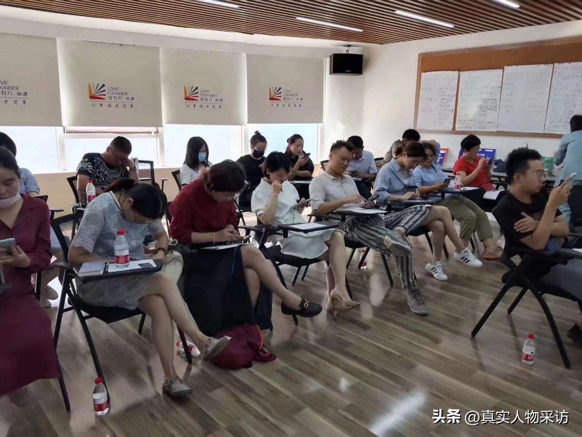 5年创业从亏钱到赚钱,创业逆袭开公司年入千亿故事