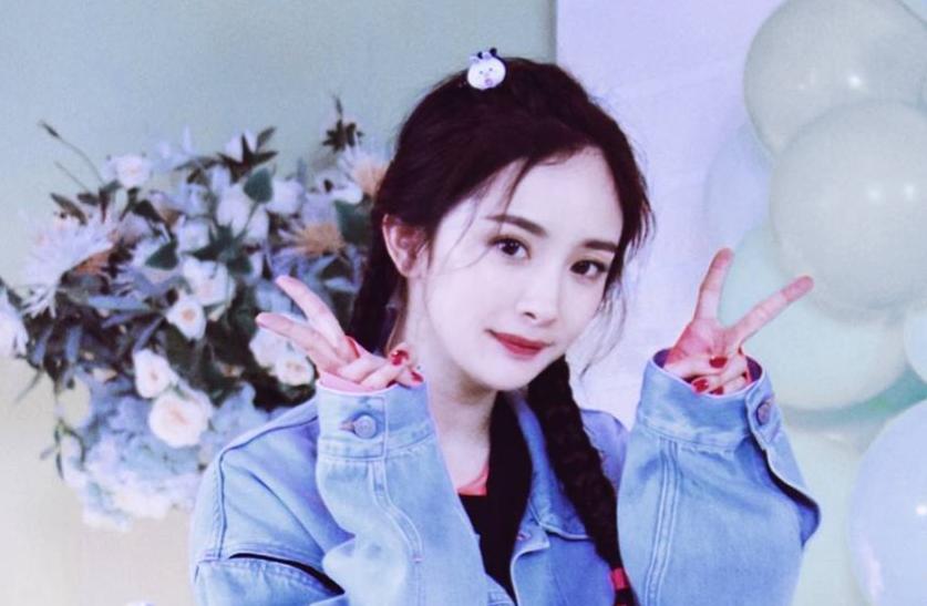 花少4杨幂提东西视频,花少4杨幂提东西画面