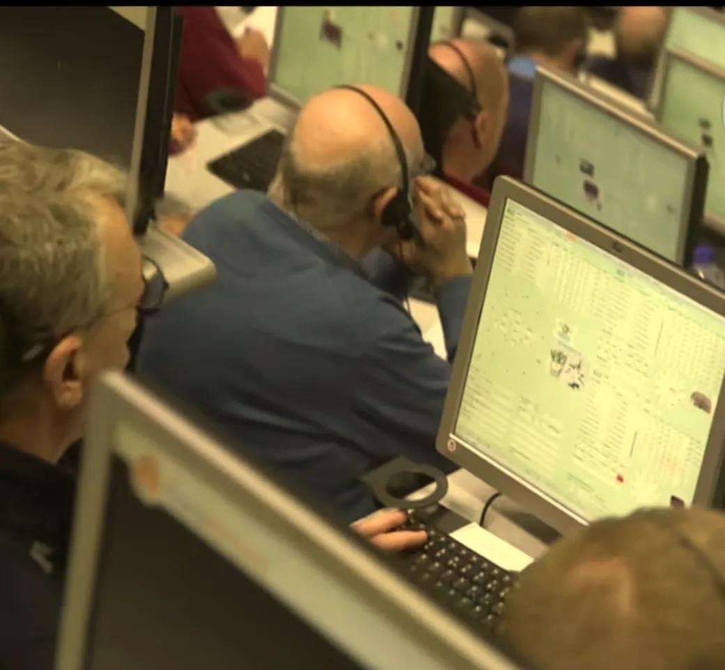 拍卖的创意茶壶,荷兰式拍卖钟