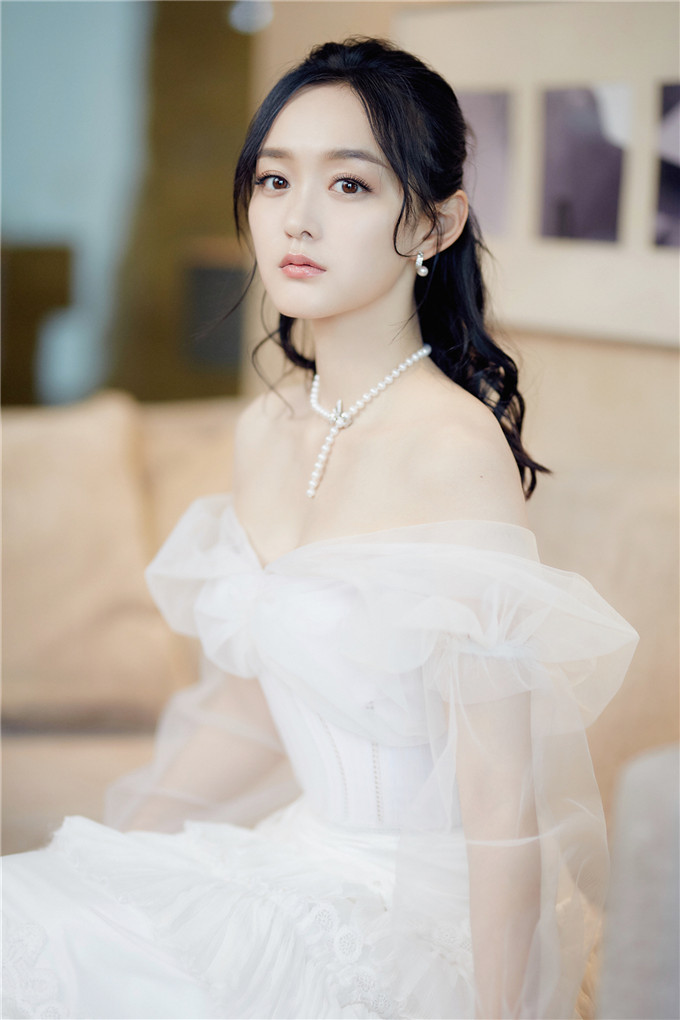 女明星扮嫩图片大全,扮嫩女明星年轻时