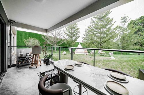 老婆背着我买奢侈品包,老婆背着我去旅游了