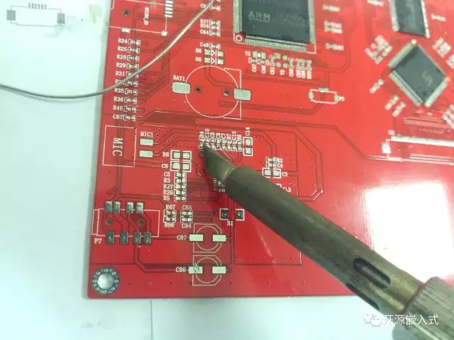 pcb元器件焊接方法,pcb贴片元器件手工焊接技巧及要点