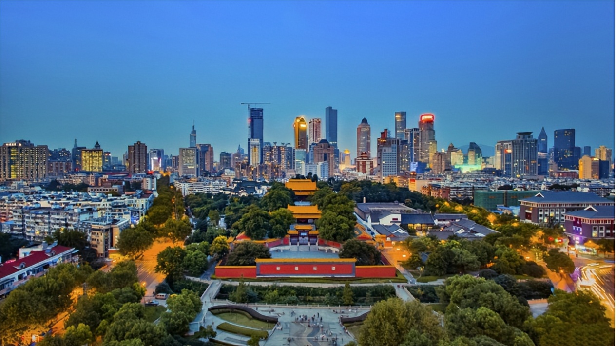 南京游玩两天攻略,南京游玩攻略两日游住宿推荐