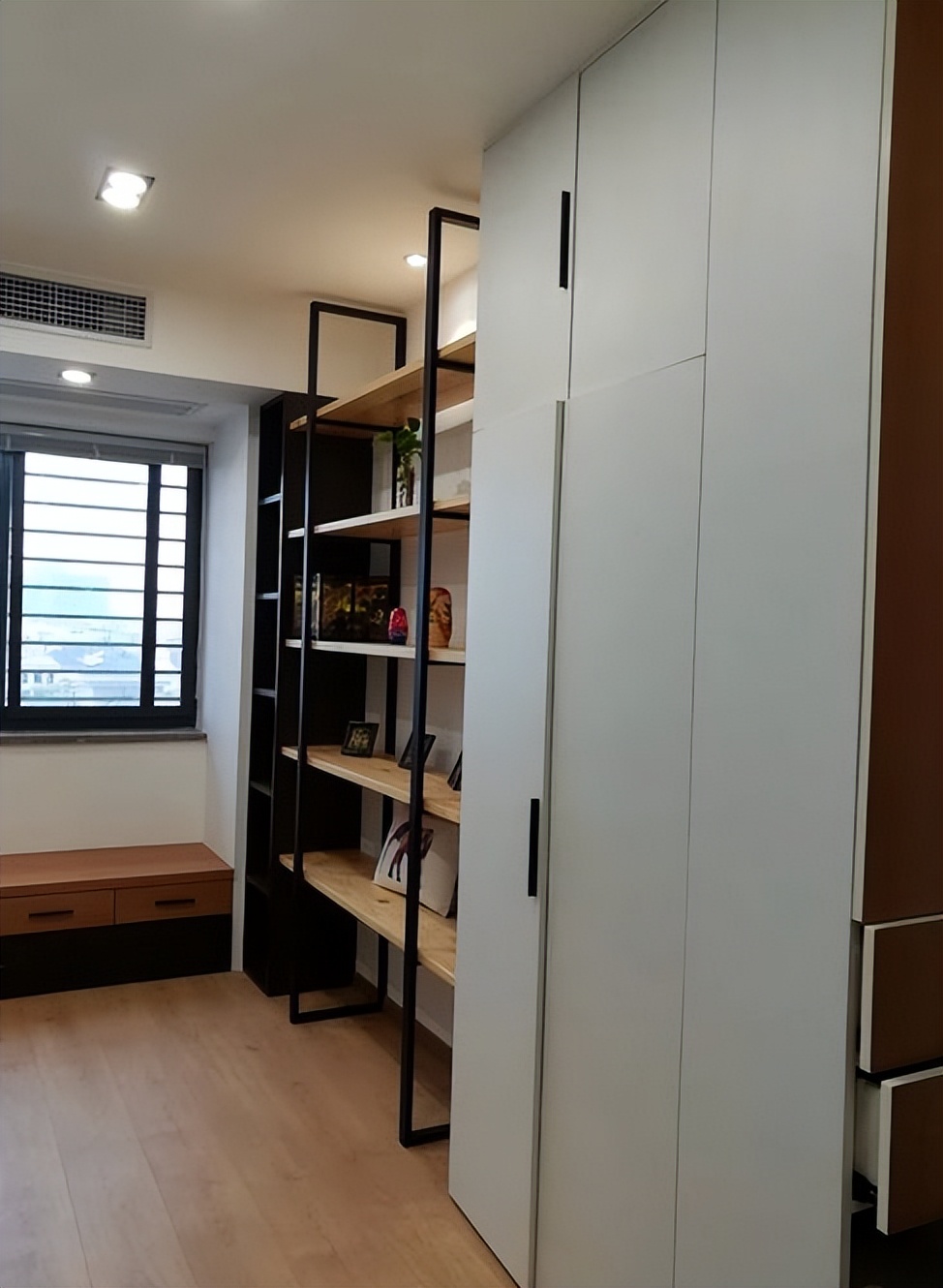 客厅阳台拆窗改造,客厅阳台改造窗户