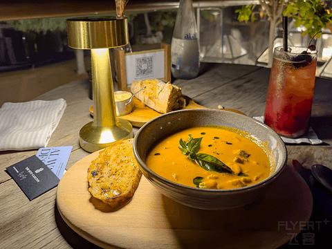 哈伊马角利兹卡尔顿,哈伊马角沙漠丽思卡尔顿酒店