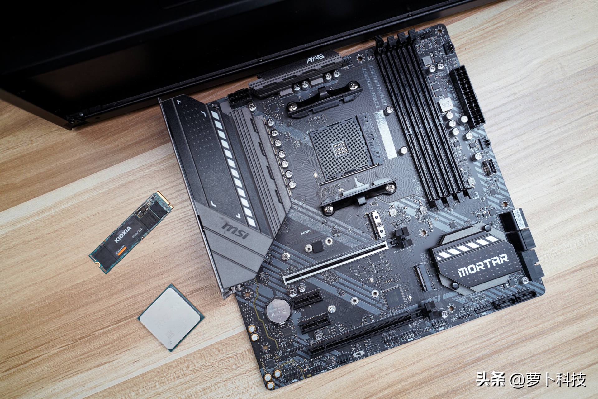 十铨梦境是内存条颜值天花板吗 (十铨梦境16gb电竞马甲灯条评测)