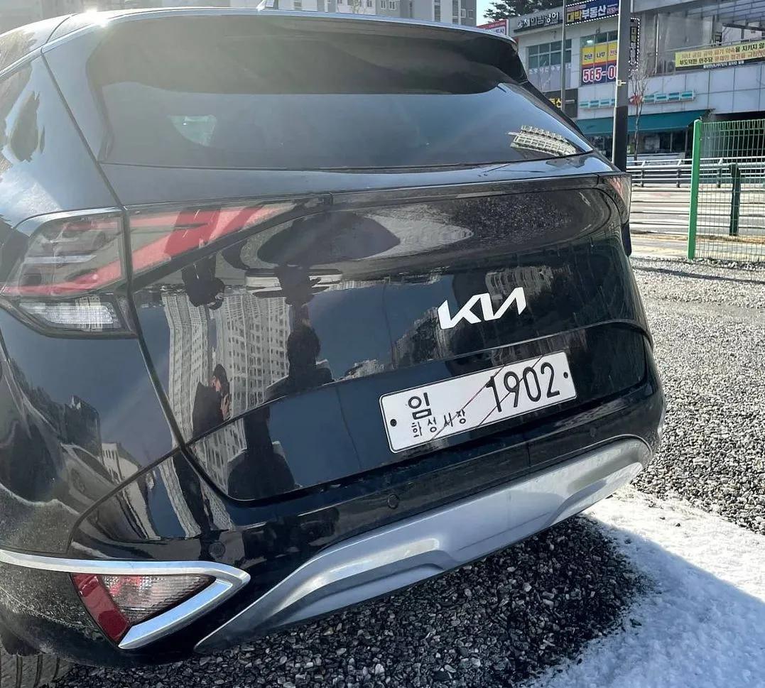 起亚发布全新狮跑sportage19款,10年起亚狮跑2.0手动四驱怎么样