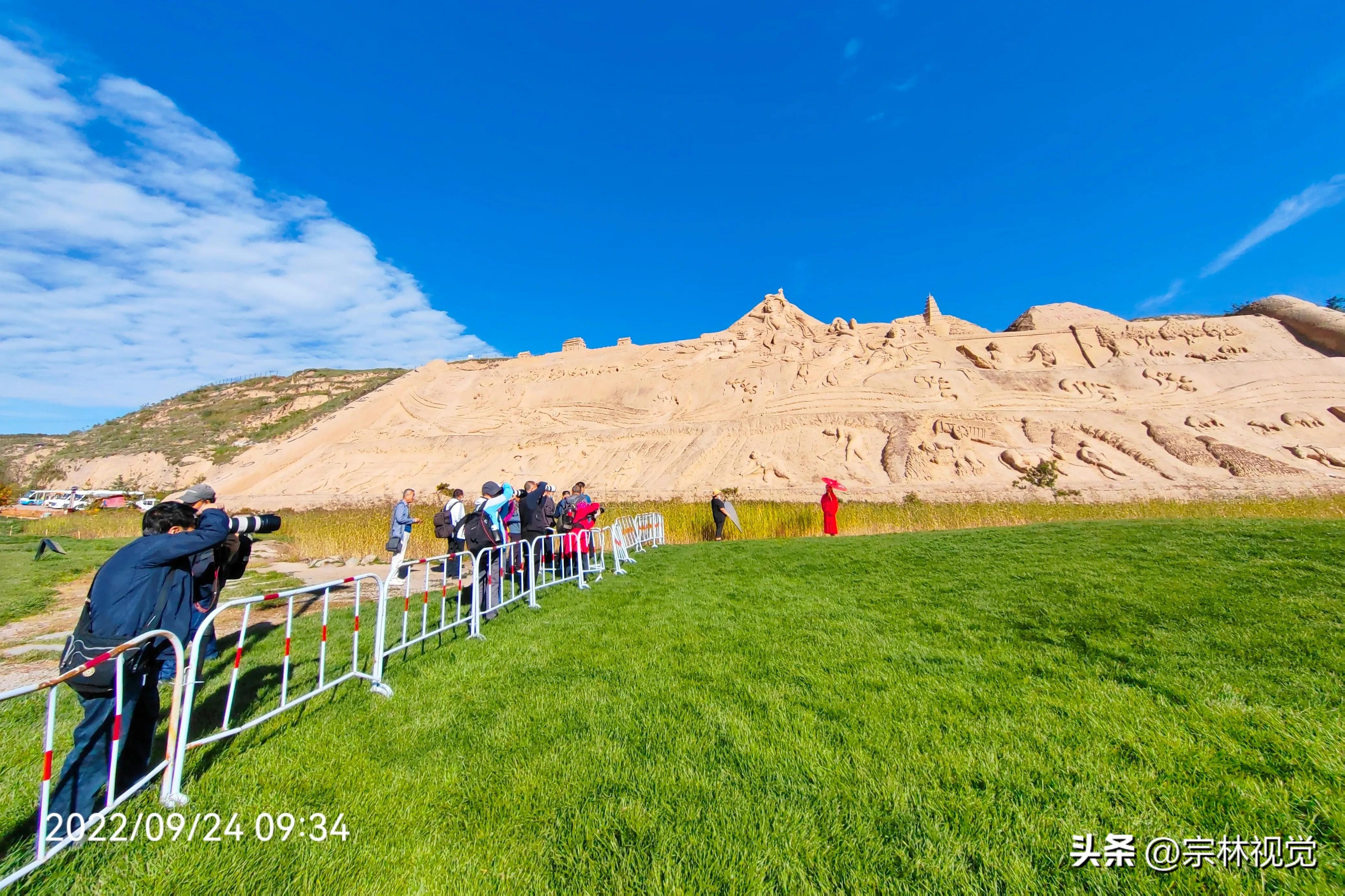 蓝天白云花海摄影高清图,蓝天白云花田滤镜搭配