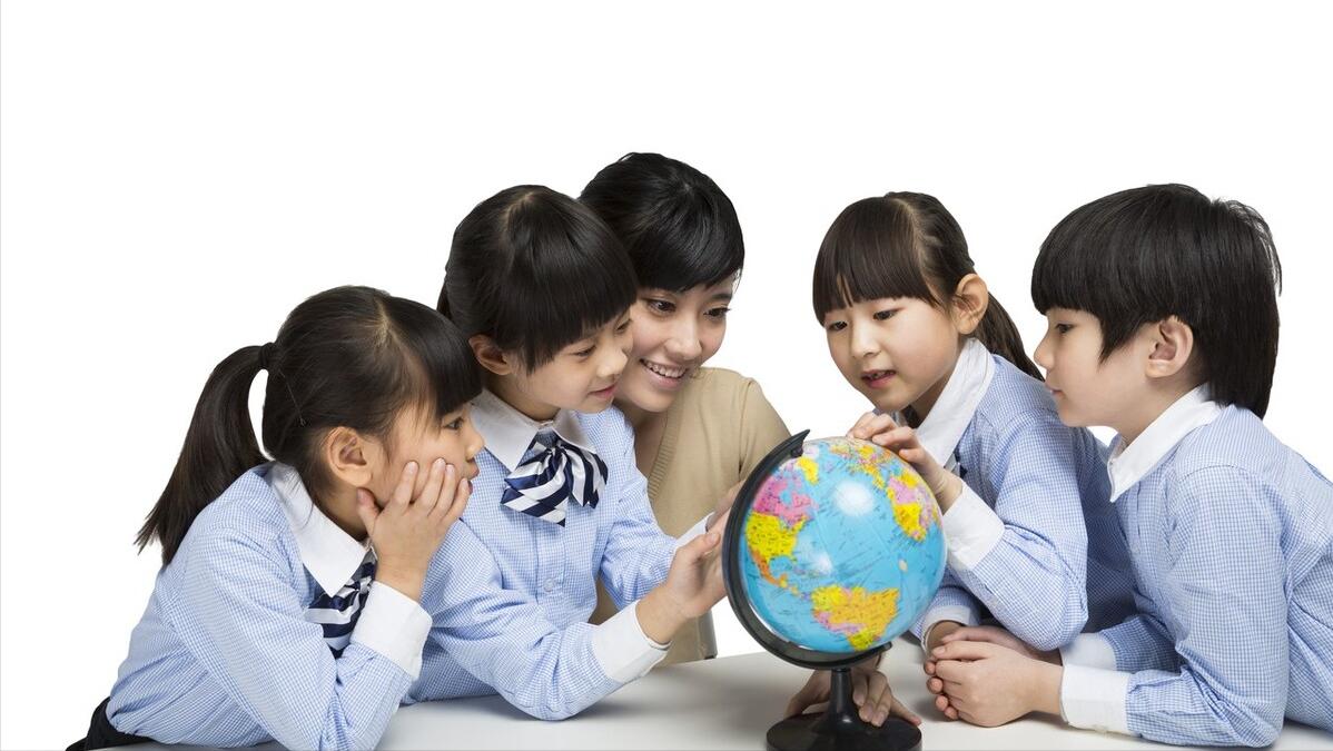 第一次当小学老师的感受,当小学老师的感受和体验