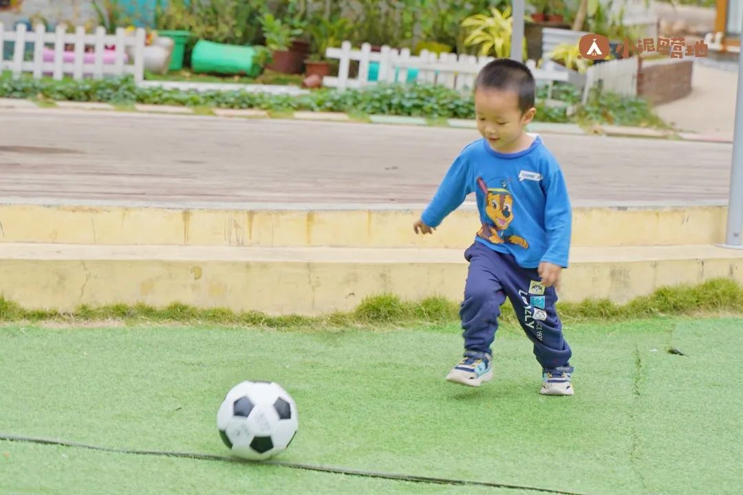 下雨天带小孩可以这样玩,下雨天可以带孩子去哪玩