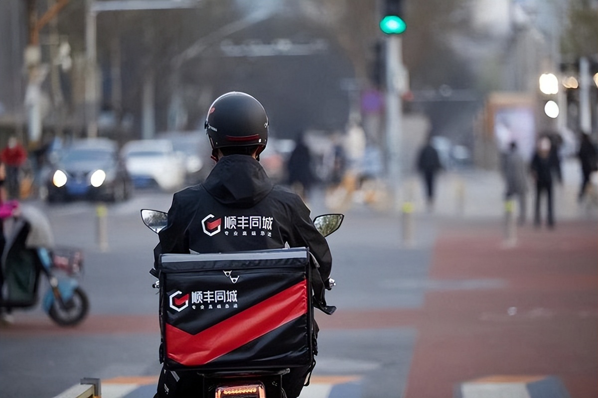 顺丰同城急配送蛋糕的关键点在哪,顺丰包邮动物奶油罐子蛋糕