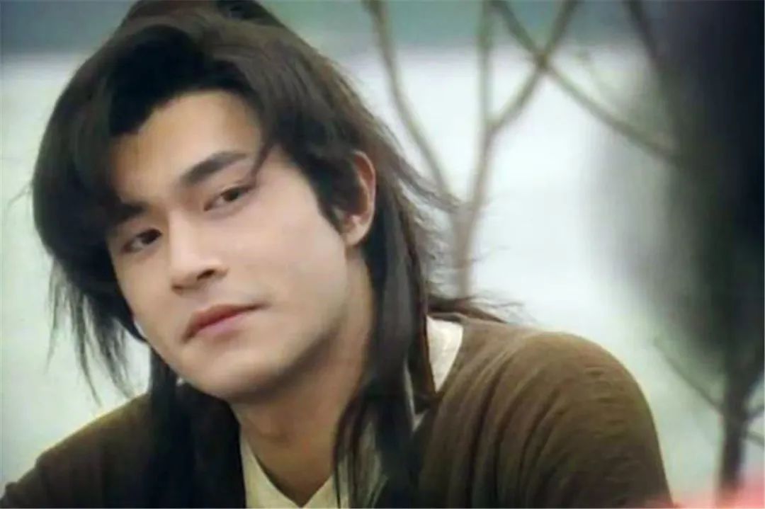 抽烟哥马拉松算什么水平,马拉松抽烟哥成绩