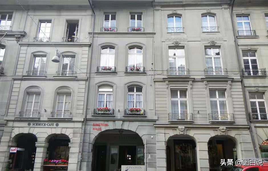 爱因斯坦去世后大脑被人偷走,爱因斯坦去世后大脑被医生偷走