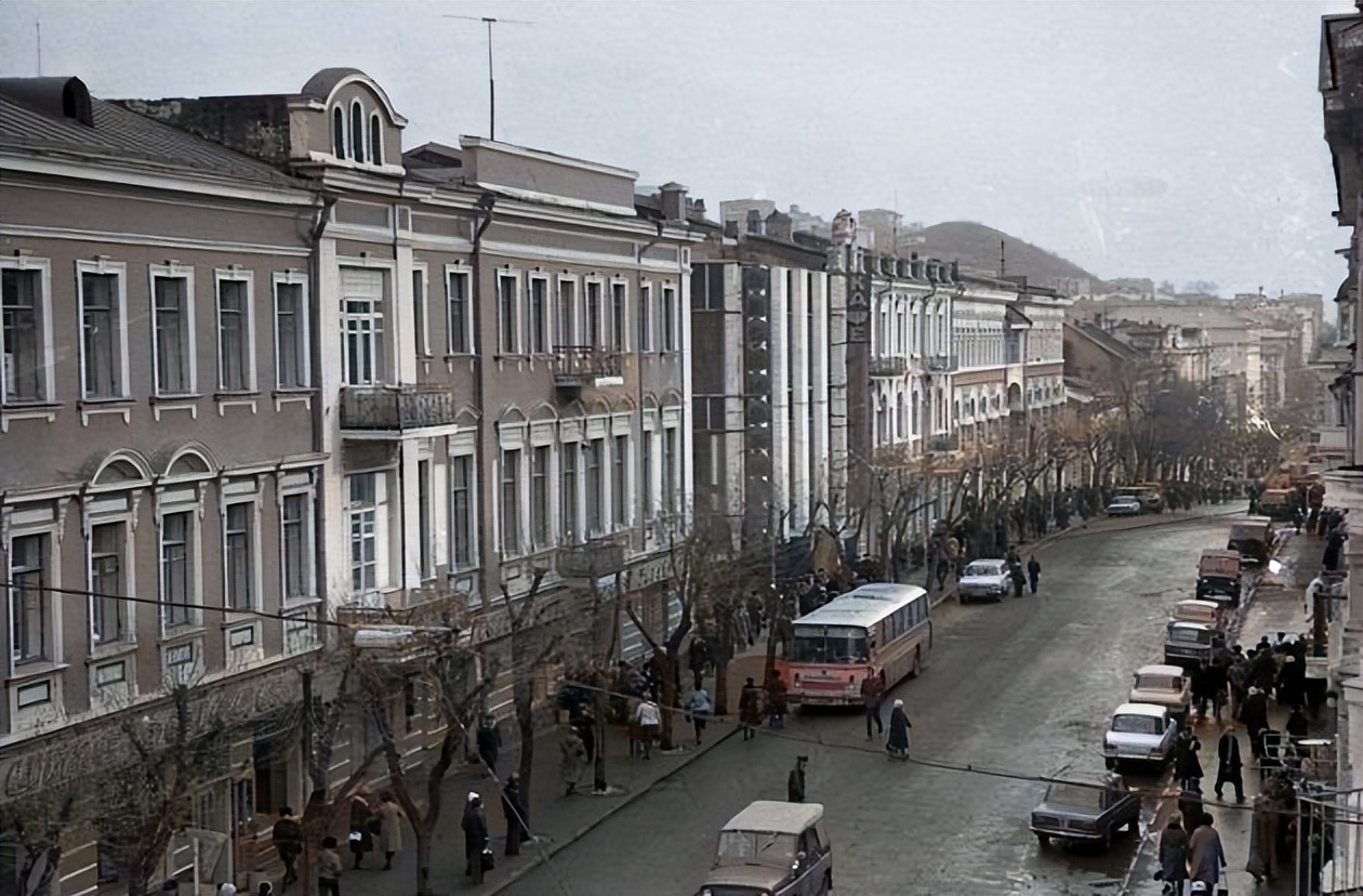 80年代的符拉迪沃斯托克的温馨照片