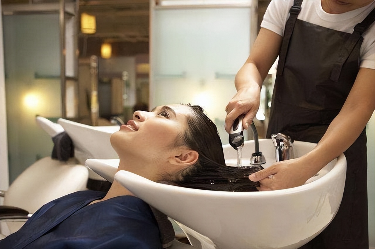 理发店为什么生意越来越差,为什么理发店产品越来越难卖