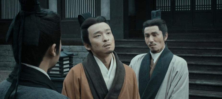 开播后已拿下3个第一,中国首部破百亿的谍战剧