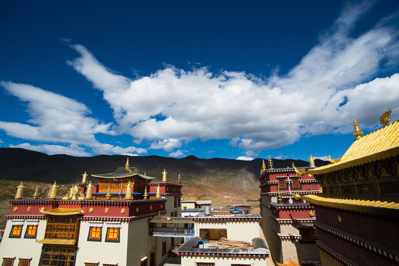 香格里拉十大景点推荐英文,香格里拉的十大最好景点