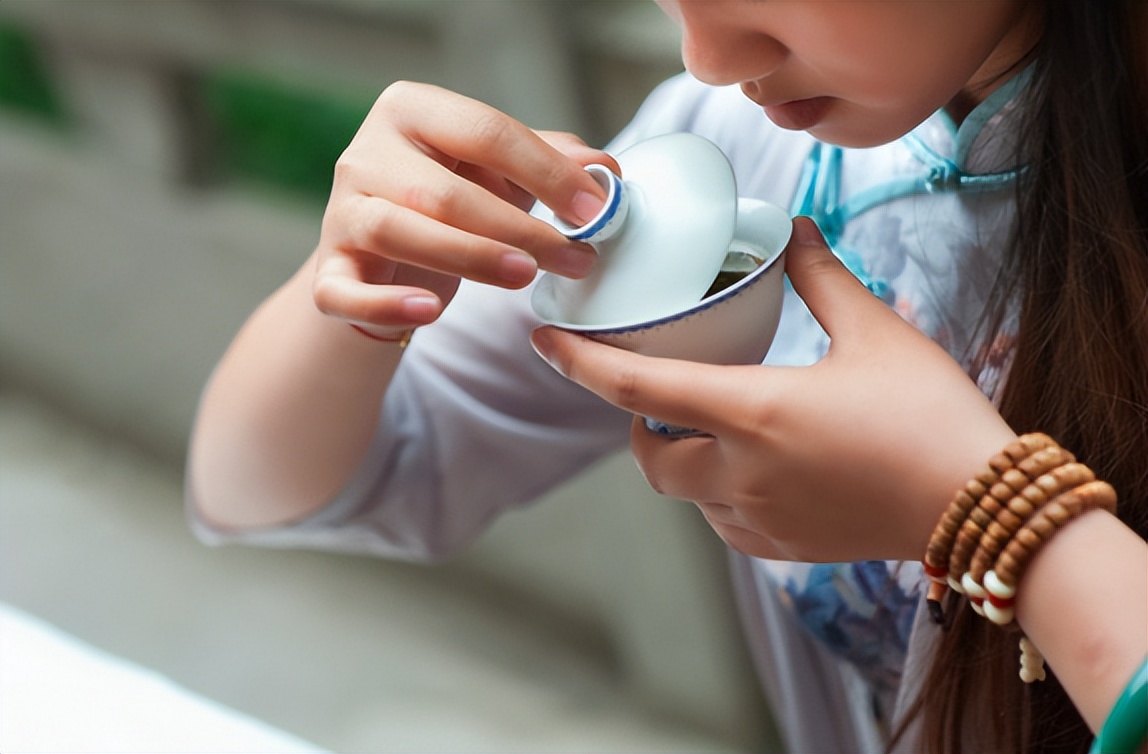 什么叫莓茶,如何通俗易懂明白什么是莓茶