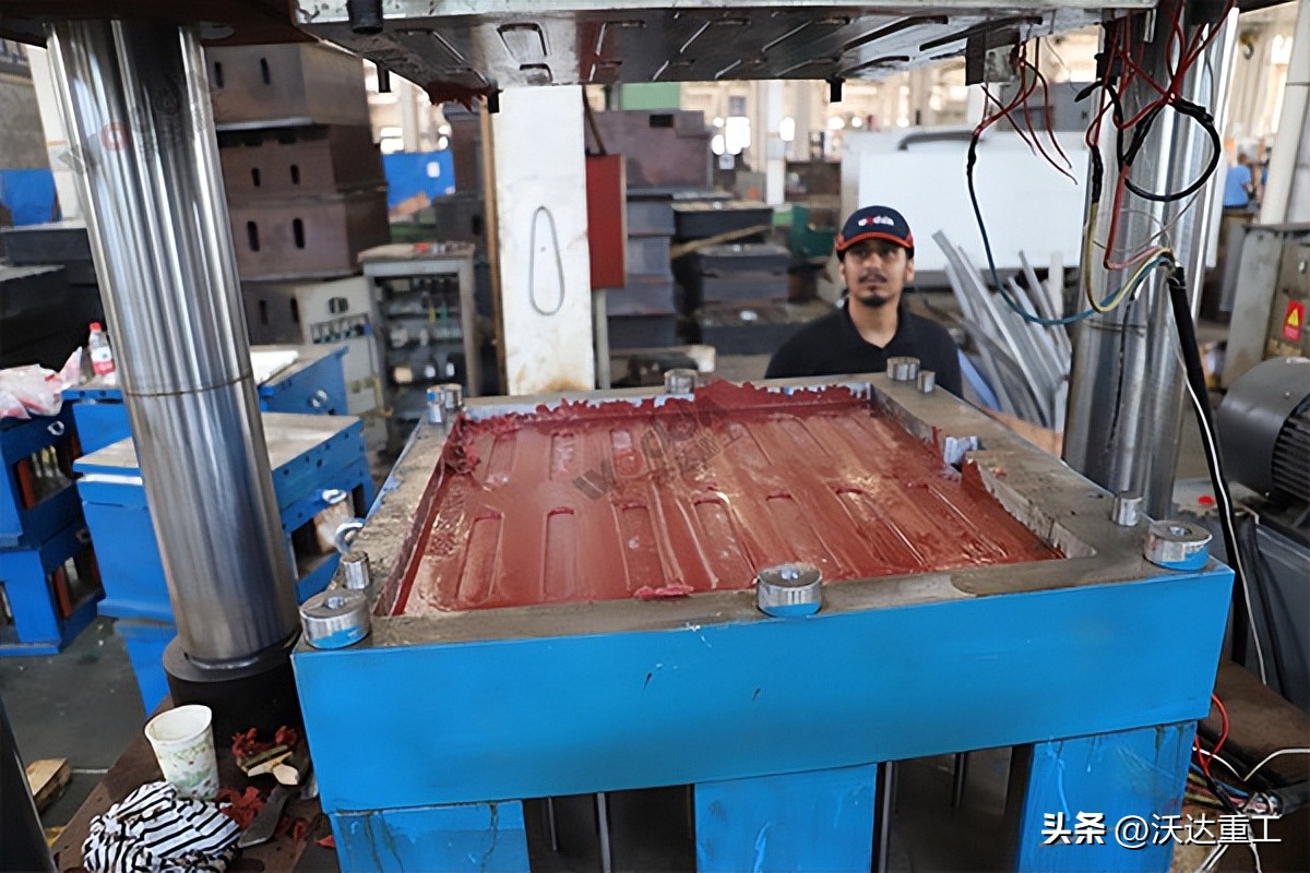 树脂井盖模压500吨液压机,玻璃钢井盖模压成型液压机