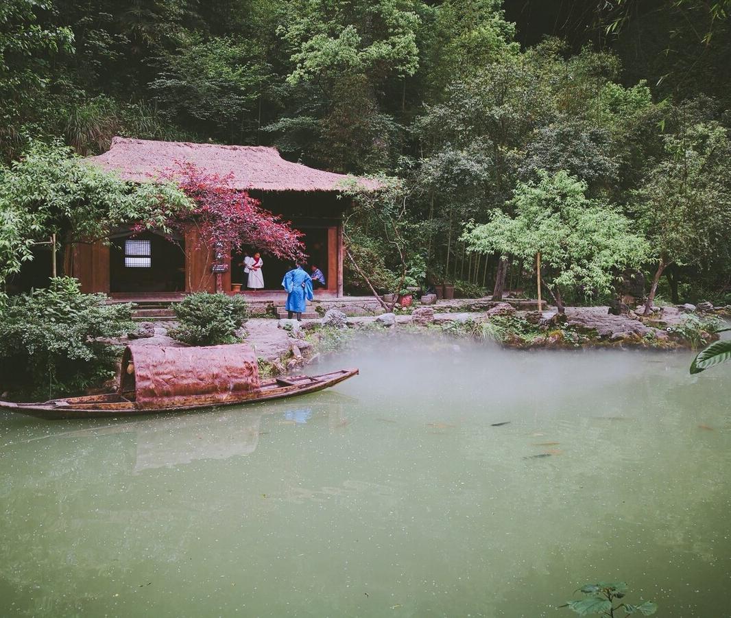 陶渊明诗中的桃花源在哪,陶渊明桃花源记中的桃源