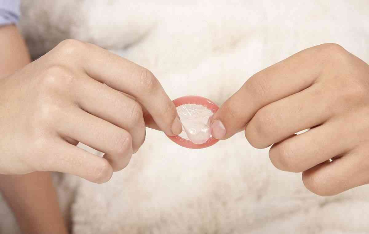 夫妻生活过程中，男人尿尿和射精会同时发生吗？医生为你解答