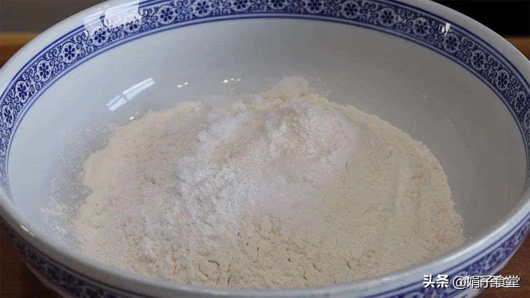 教你在家自制健康油条4种做法,健康酥脆油条的做法和配方