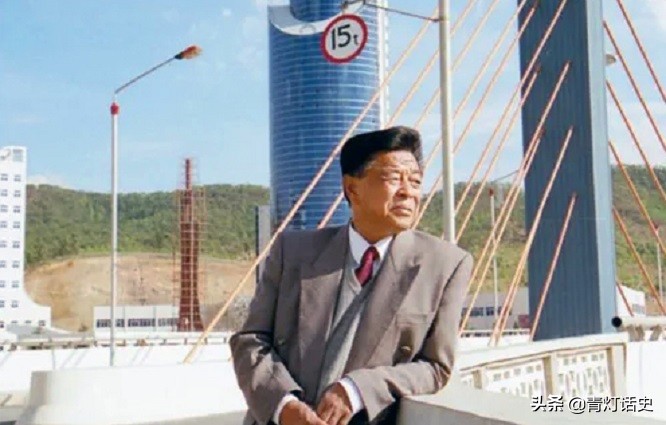 90年代抽红塔山属于什么档次,纪念褚时健的烟红塔山