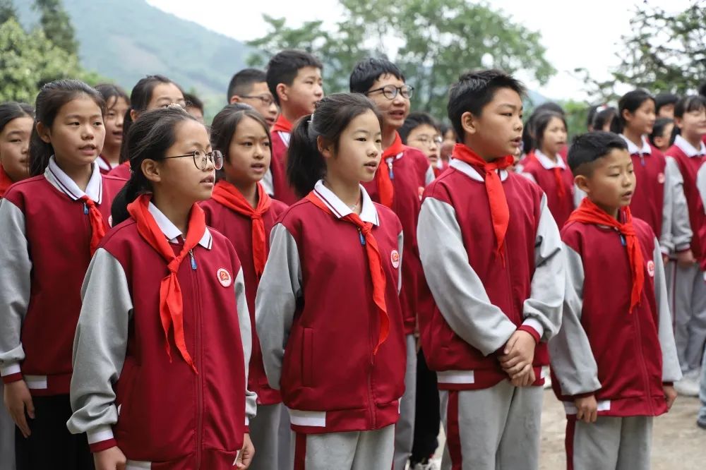 感恩母校扬帆远航图,固始学校研学之旅通知