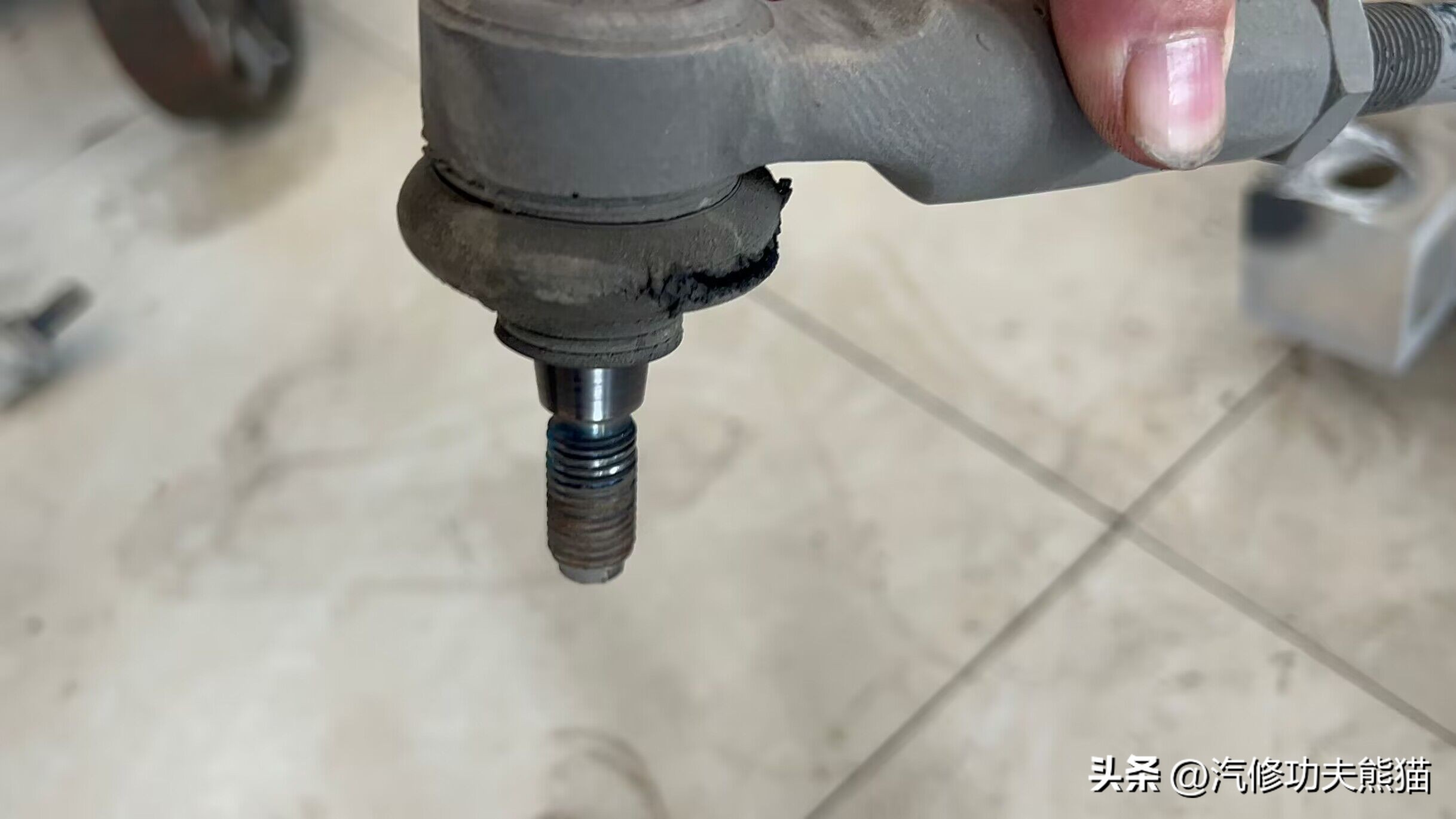 武汉小轿车烧机油处理办法,老款斯柯达烧机油解决方案