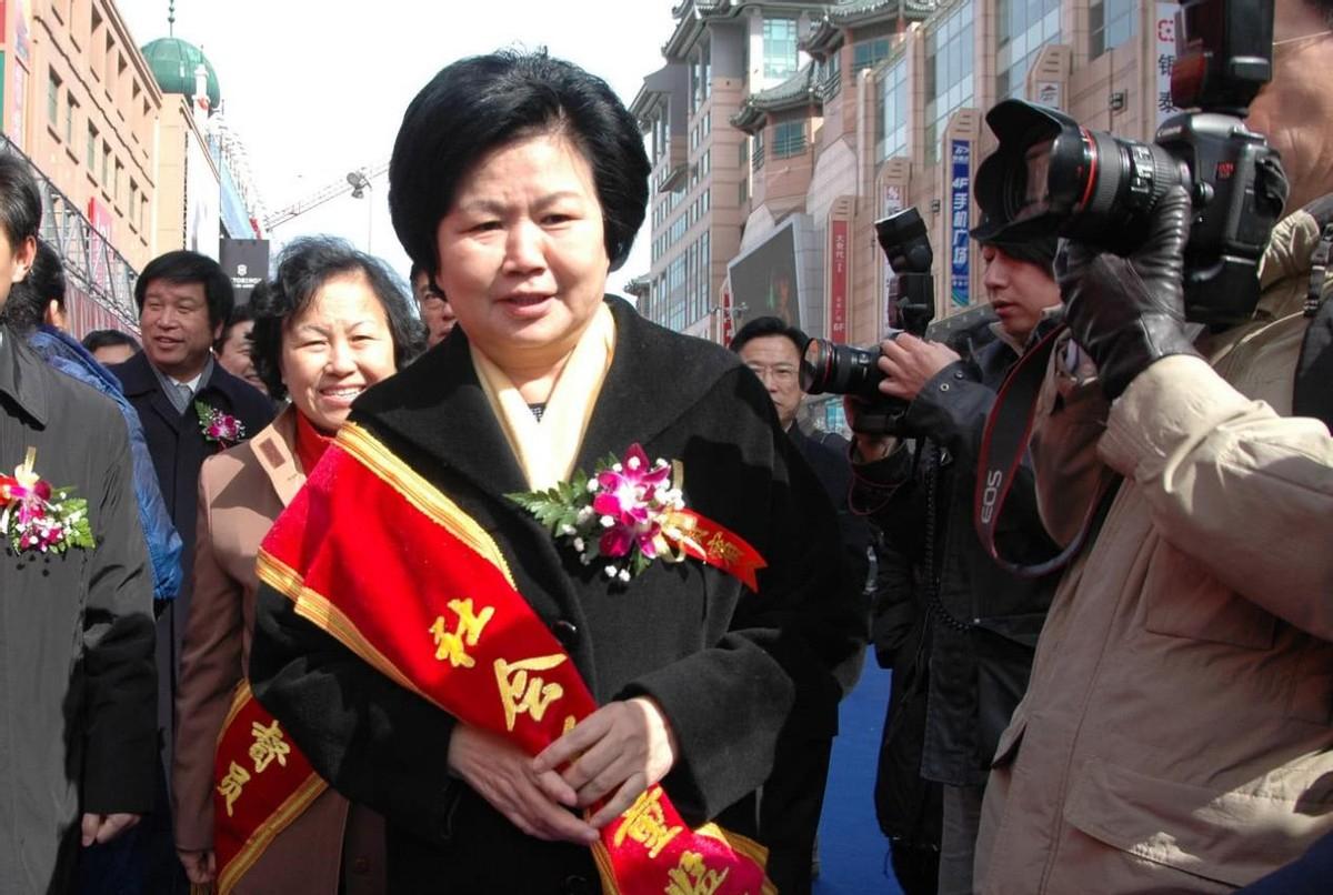 邢质斌离职与罗京死亡有联系吗,邢质斌和罗京一起主持多少年节目