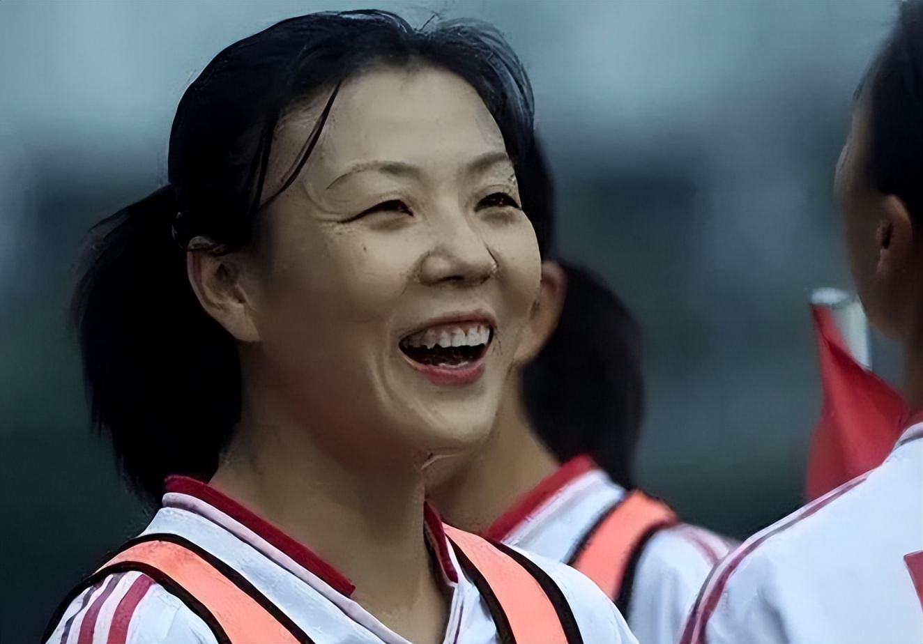 2018年，43岁的前女国脚张欧影患癌离世，临终前的生活凄惨落寞