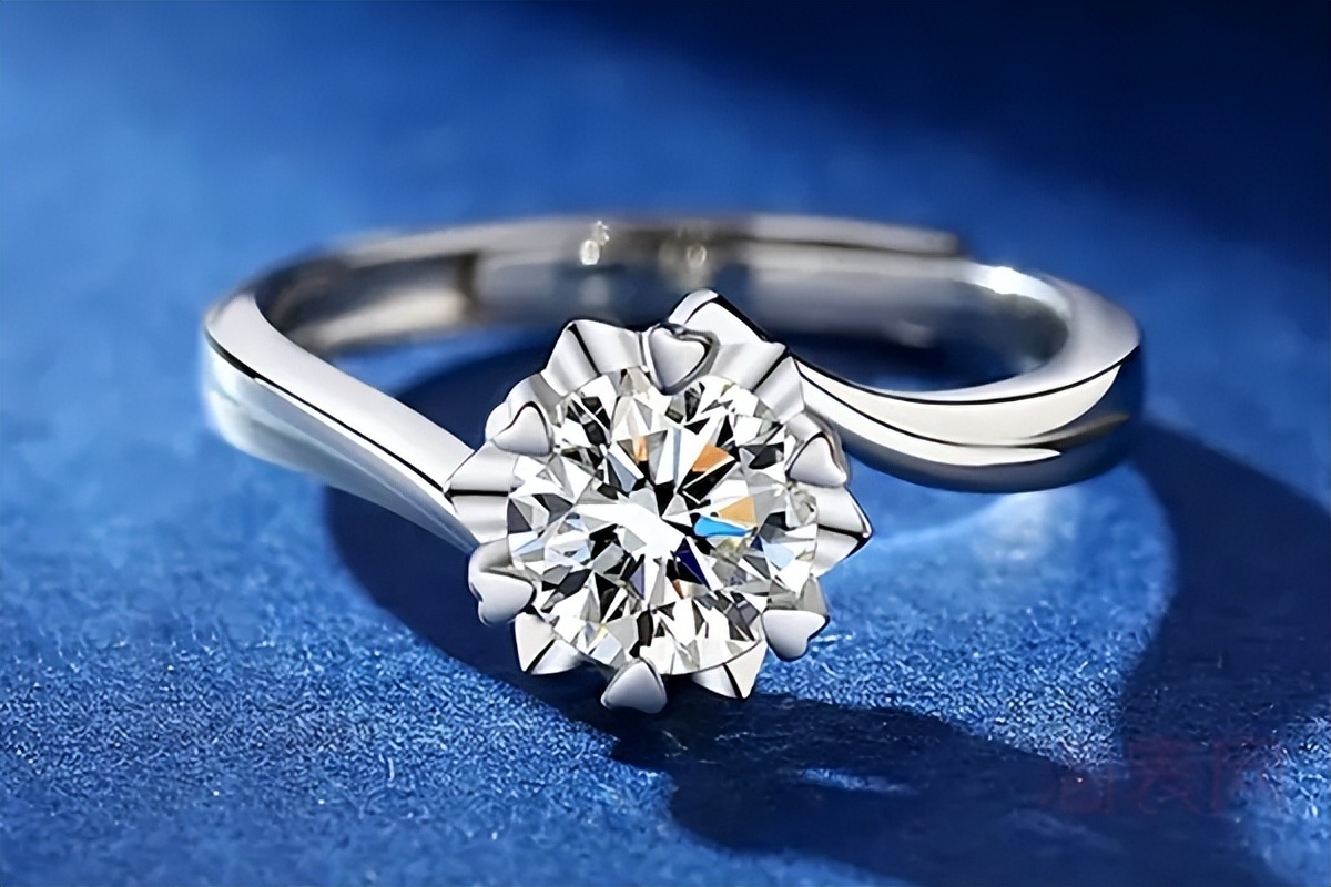 钻石白金戒指可以用牙膏清洗吗,怎样挑选钻石戒指