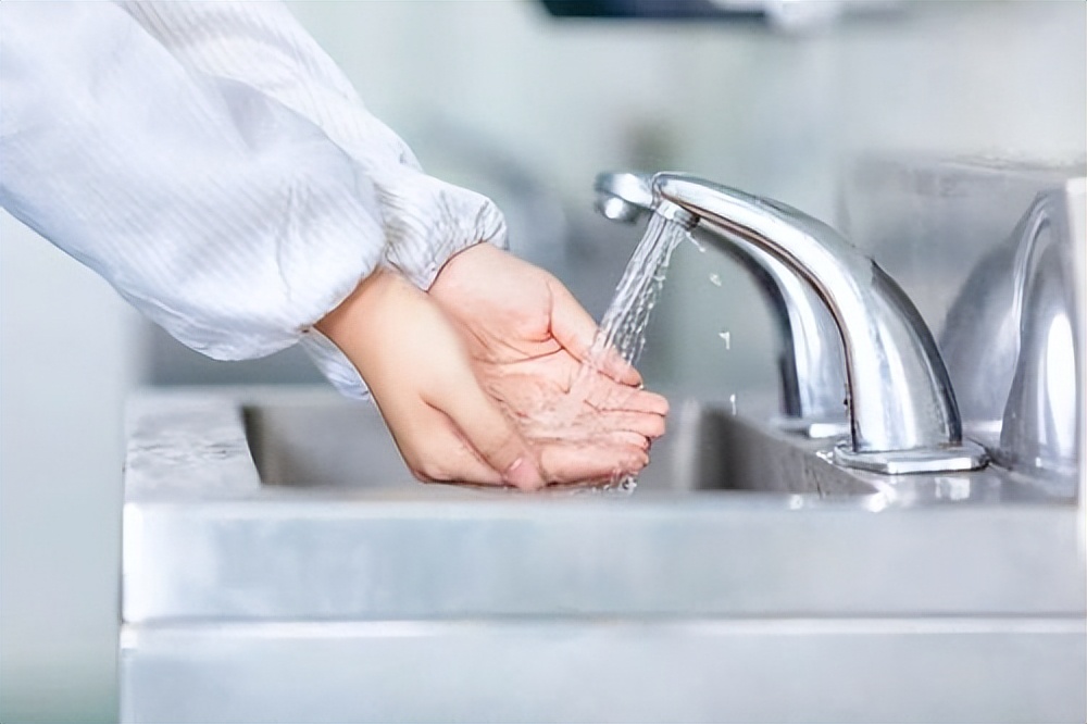 有哪些病可以通过性传播,通过性传播的病不能治愈的有哪些