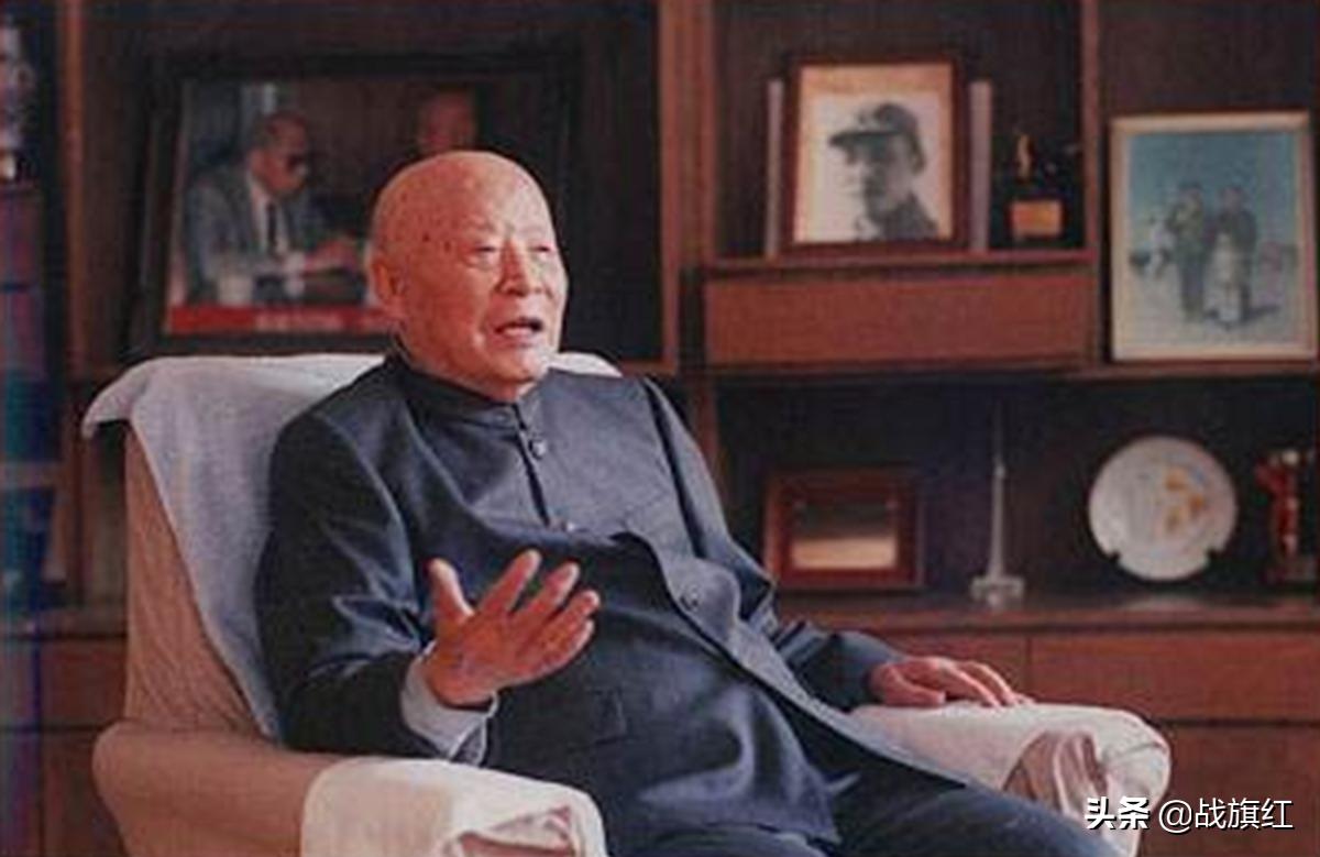 吕正操回忆录，用很长篇幅感念的人，为何不是张学良而是贺龙？