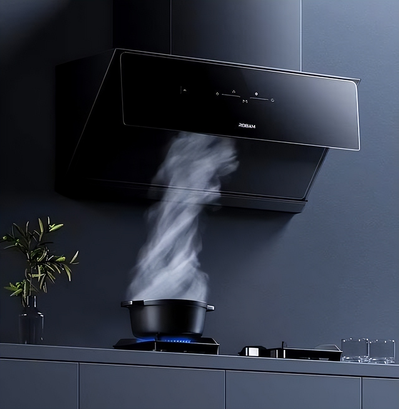 老板和方太油烟机燃气灶哪个更好,好太太油烟机和老板方太哪个好