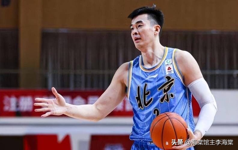 法尔vs李慕豪,北京首钢男篮李慕豪新消息