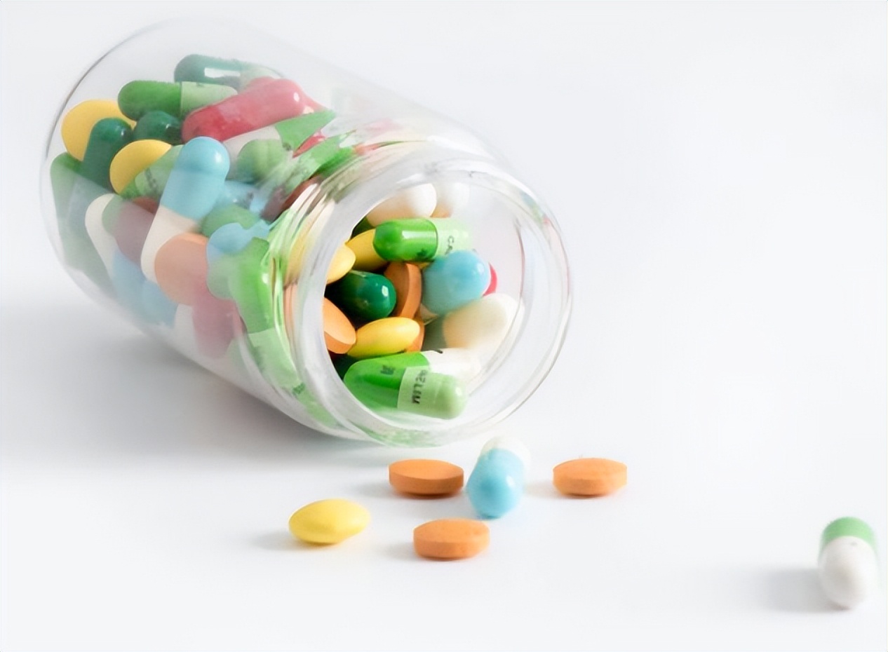 “阿莫西林”要认清,针对这5种病有效,乱用、滥用或会引火烧身