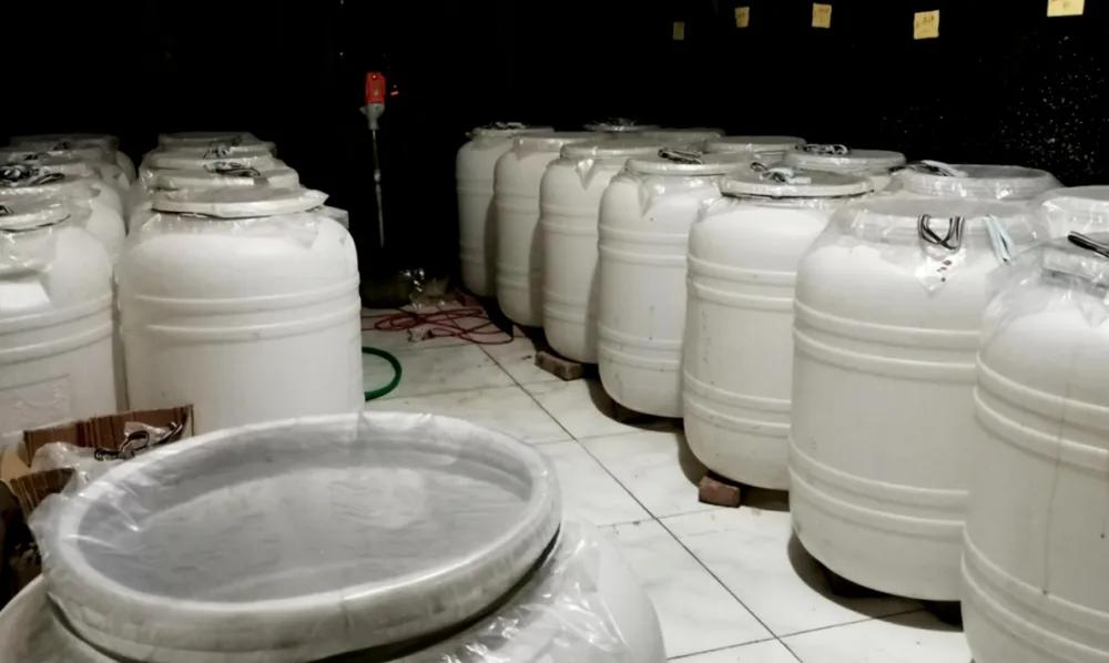 勾兑酒的“偶像”，靠添加勾兑年销百亿，十几块的牛栏山凭什么？