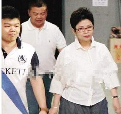 董文华丈夫张楠：苦等5年毫无怨言，关键时刻助妻子走出名誉风波