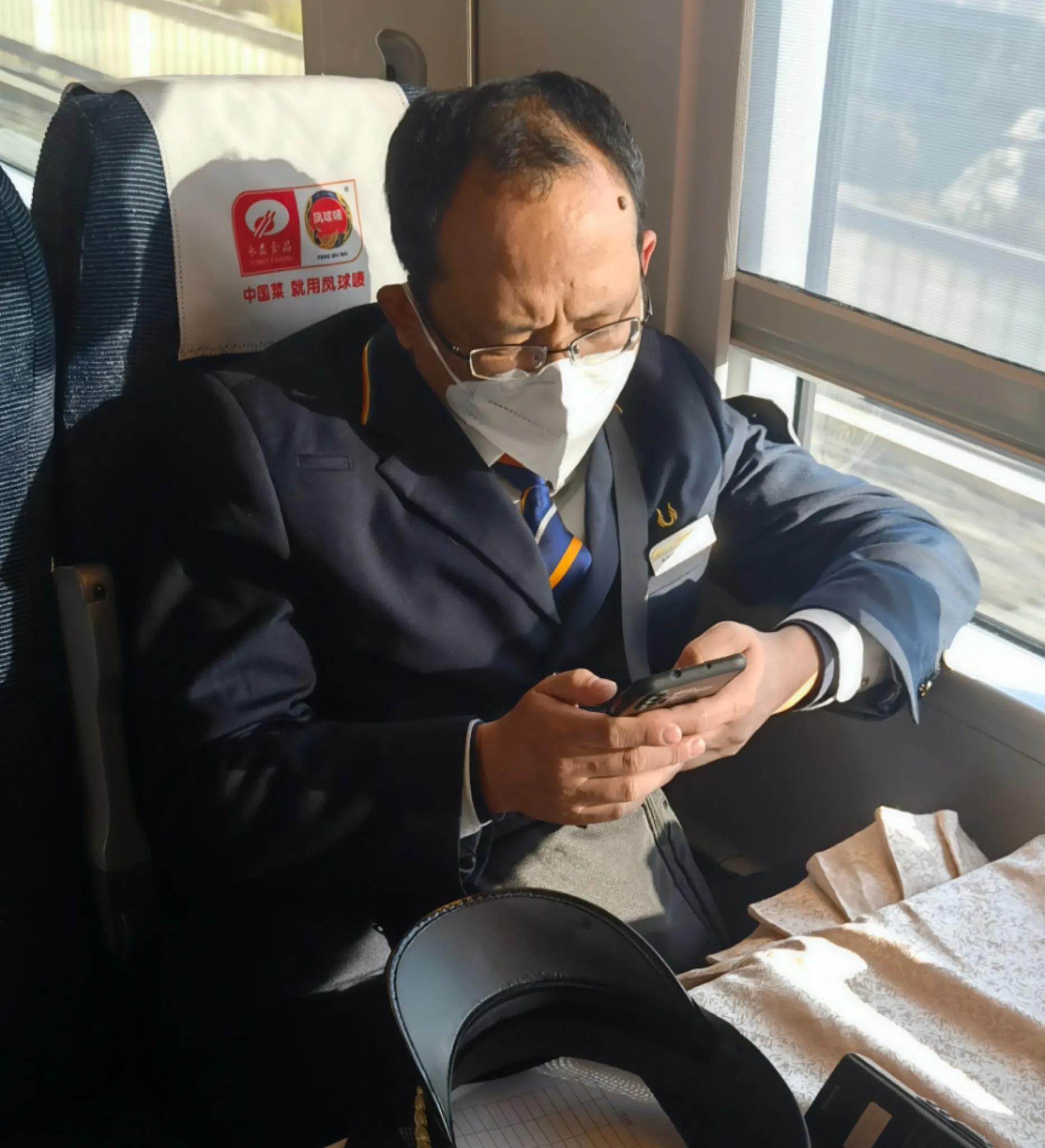 坐火车需要换乘第一程晚点怎么办,火车没赶上超过两小时了怎么办