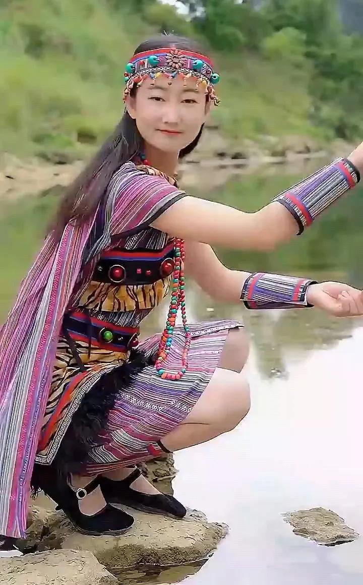 五十六个民族服饰排行榜,中华五十六个民族服饰大合集