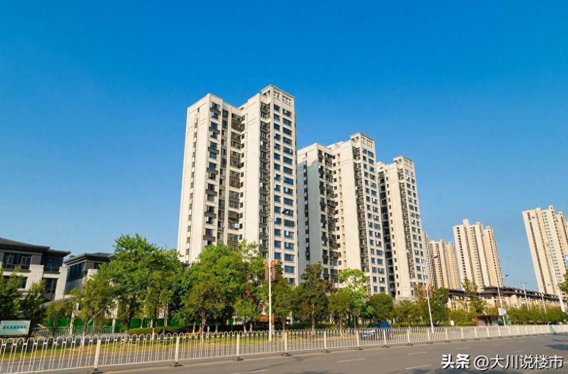 总共18层楼选三层还是四层,4层和18层选哪个