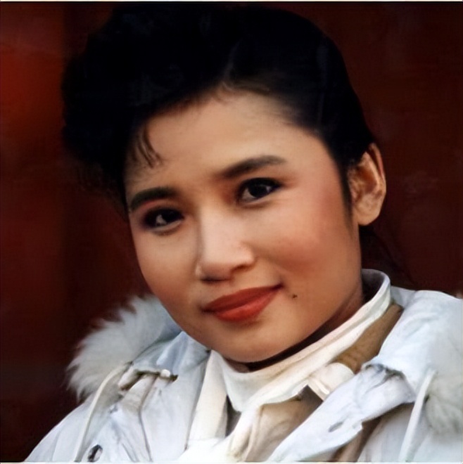 54岁李娜出家前视频,李娜52岁