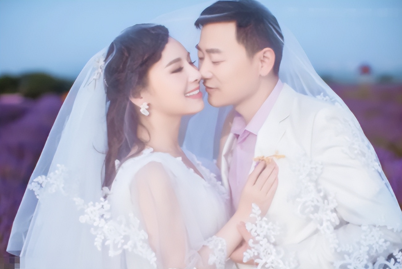 盲人歌手刘赛素颜照,盲人女歌手刘赛现在生活