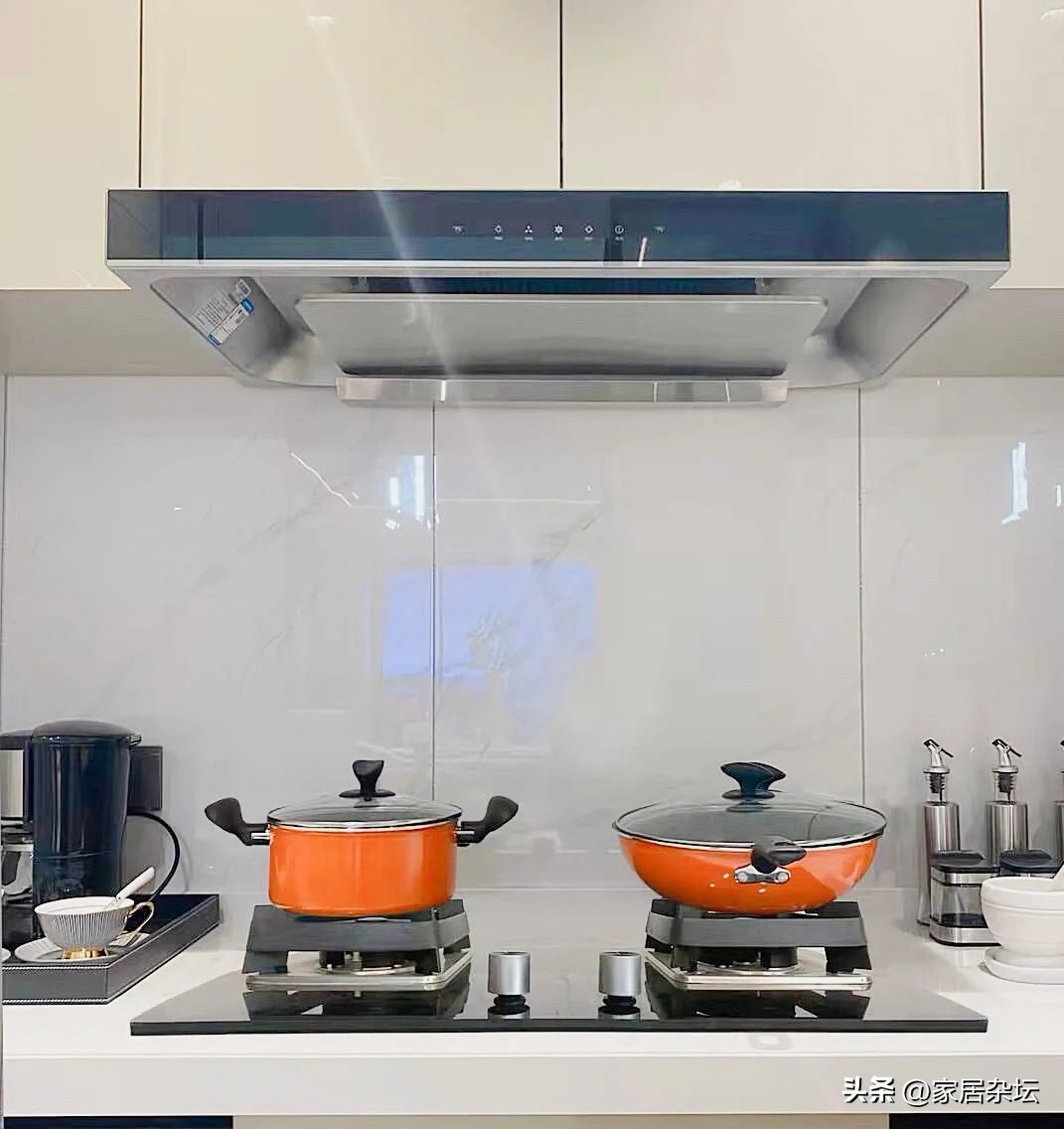 油烟机侧吸和顶吸哪个好怎么选,油烟机侧吸还是顶吸怎么选