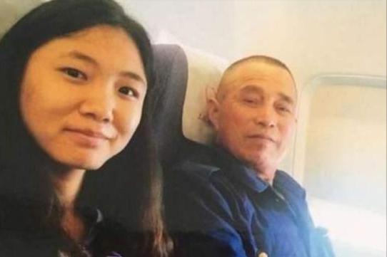 亲生母亲抛弃女儿20年后上门认亲,24年后亲生父母来认亲